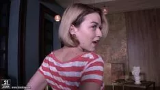 Anal Sex With A Gladiator Who Wants Her Cock To Be In Her Ass