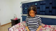 تشغيل لعب دسار في سن المراهقة الحسية أليس لوف على شاتوربات