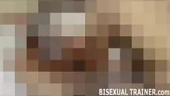 Odtwórz Biseksualna fantazja: Fetysz wypełniony trójkąt POV z zabawkami