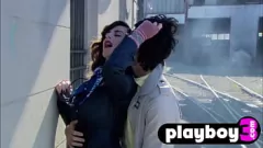 Oynat Büyük göğüsler milf, kinky sarışın komşu ile hardcore alır